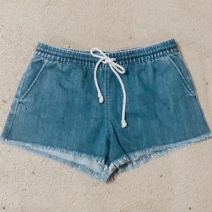 Arie Jean shorts.